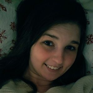 Meet your Posher, Lena